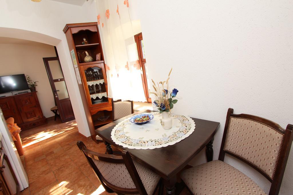 Apartments Giorgia Ровинь Экстерьер фото